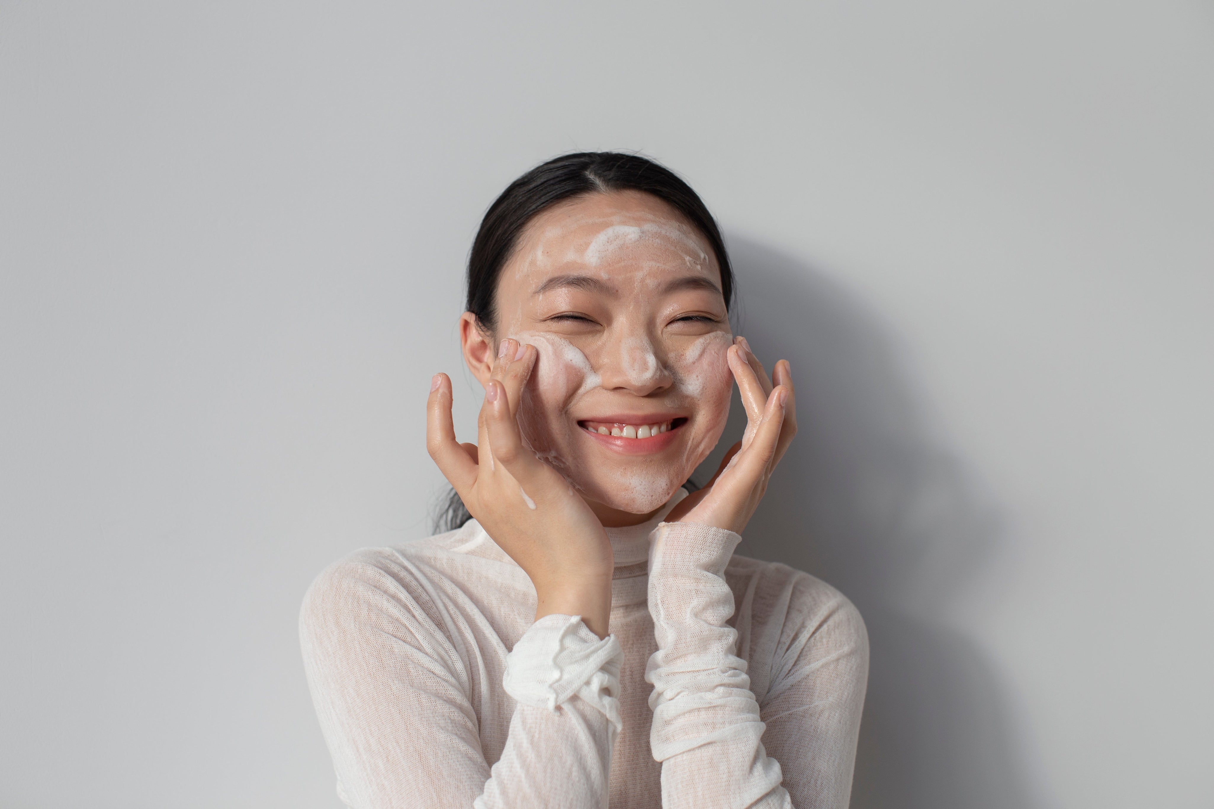 What is the 7 Skin Method? A Guide to K-Beauty’s Hydration Ritual